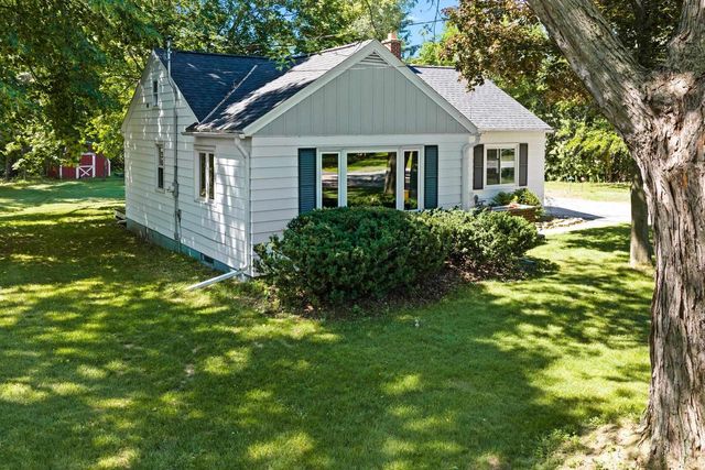 1565 RIVERSIDE DRIVE, Suamico, WI 54173