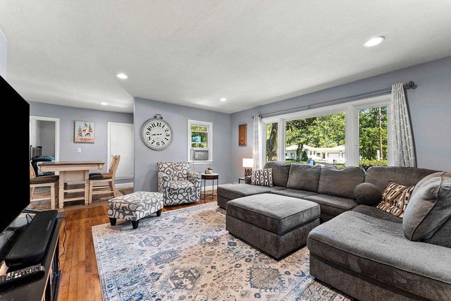1565 RIVERSIDE DRIVE, Suamico, WI 54173