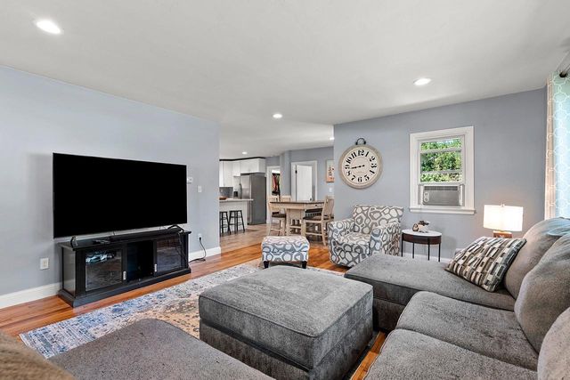 1565 RIVERSIDE DRIVE, Suamico, WI 54173