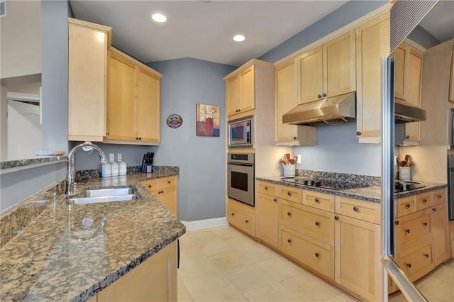 2828 Peachtree Road NW 1901, Atlanta, GA 30305