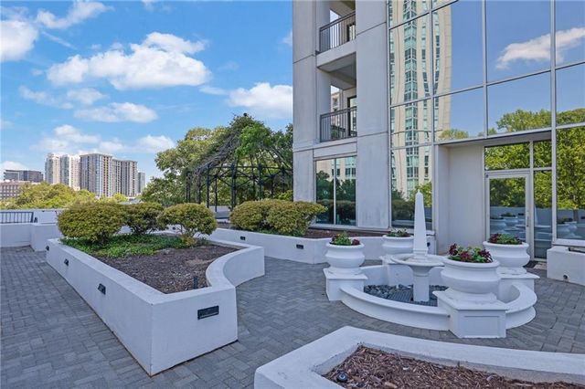 2828 Peachtree Road NW 1901, Atlanta, GA 30305