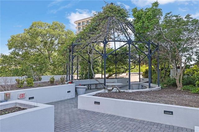 2828 Peachtree Road NW 1901, Atlanta, GA 30305