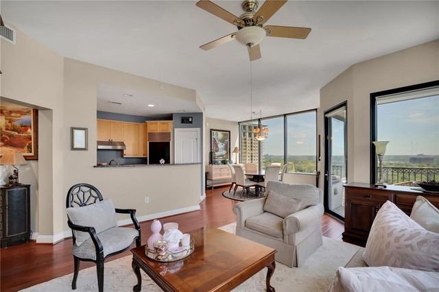 2828 Peachtree Road NW 1901, Atlanta, GA 30305