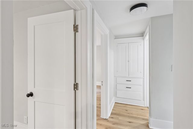 670 Comstock Street NW, Warren, OH 44483