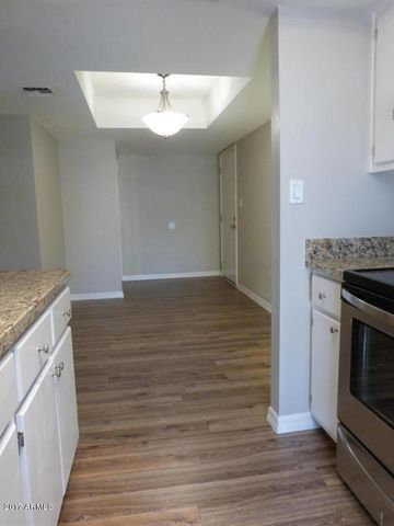 3131 W Cochise Drive Unit 207, Phoenix, AZ 85051
