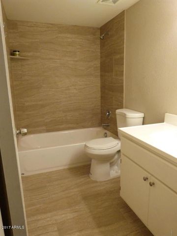 3131 W Cochise Drive Unit 207, Phoenix, AZ 85051