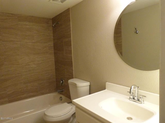 3131 W Cochise Drive Unit 207, Phoenix, AZ 85051