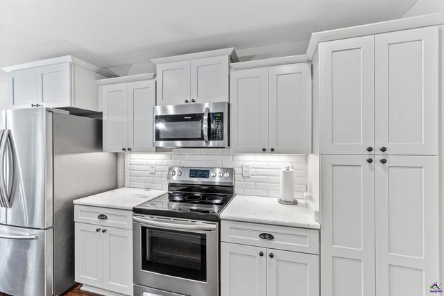 304 Kendall Court, Perry, GA 31069