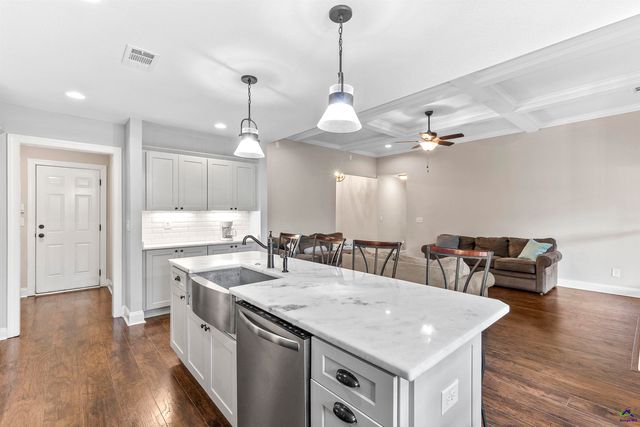 304 Kendall Court, Perry, GA 31069