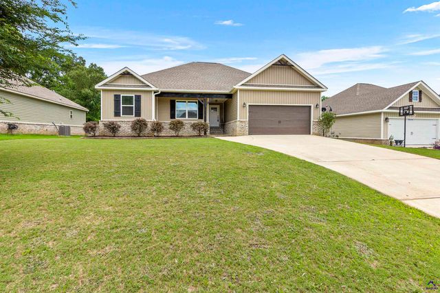 304 Kendall Court, Perry, GA 31069