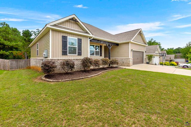 304 Kendall Court, Perry, GA 31069