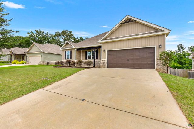 304 Kendall Court, Perry, GA 31069