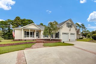 1806 Urchin Lane SE, Bolivia, NC 28422