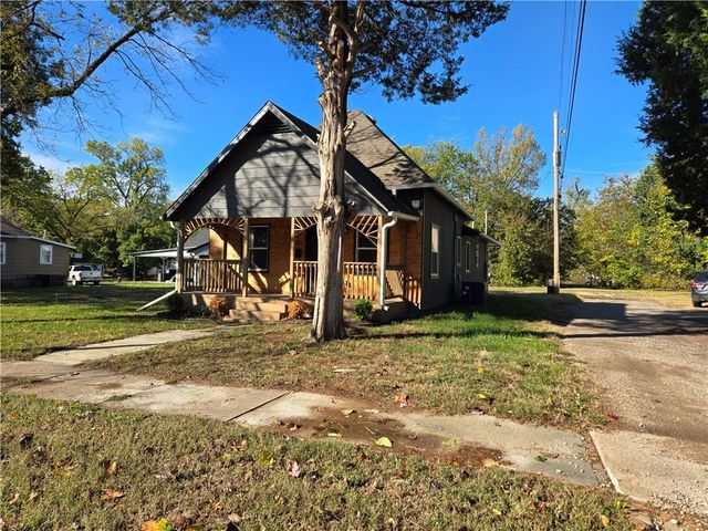 203 N Chestnut Street, Pittsburg, KS 66762