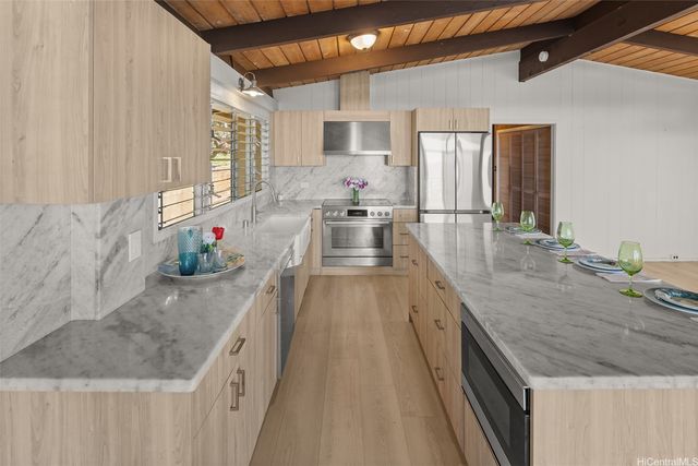 1761 Halekoa Drive, Honolulu, HI 96821