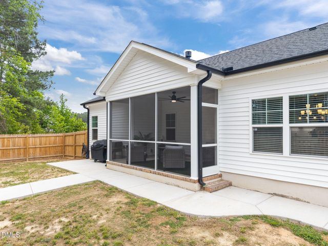 671 Howards Crossing Drive, Wendell, NC 27591