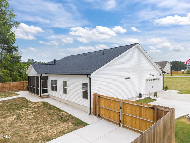 671 Howards Crossing Drive, Wendell, NC 27591