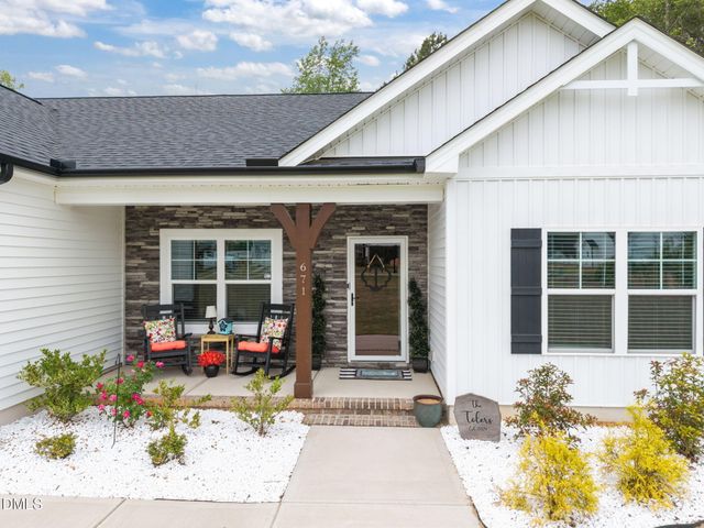 671 Howards Crossing Drive, Wendell, NC 27591