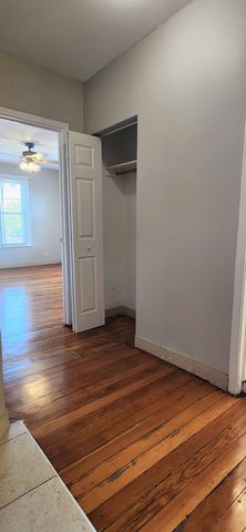 4764 N Virginia Avenue 206, Chicago, IL 60625