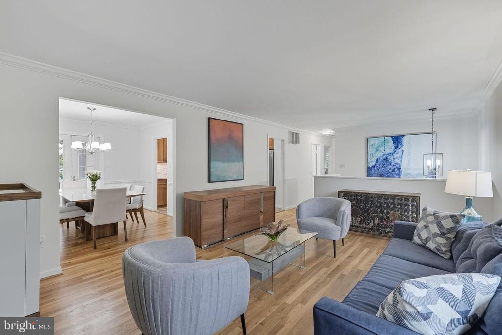 2007 COOL SPRING DR, Alexandria, VA 22308