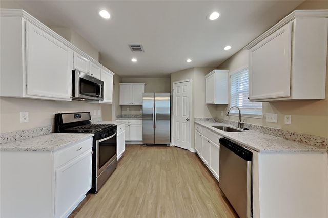 19331 Desert Calico Lane, Richmond, TX 77407