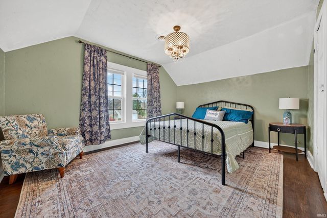 807 S Franklin Street, Winamac, IN 46996