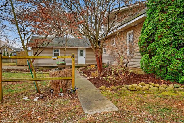 807 S Franklin Street, Winamac, IN 46996