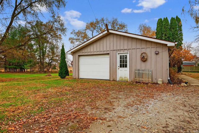 807 S Franklin Street, Winamac, IN 46996