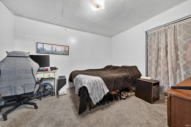 807 S Franklin Street, Winamac, IN 46996