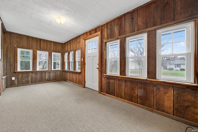 807 S Franklin Street, Winamac, IN 46996