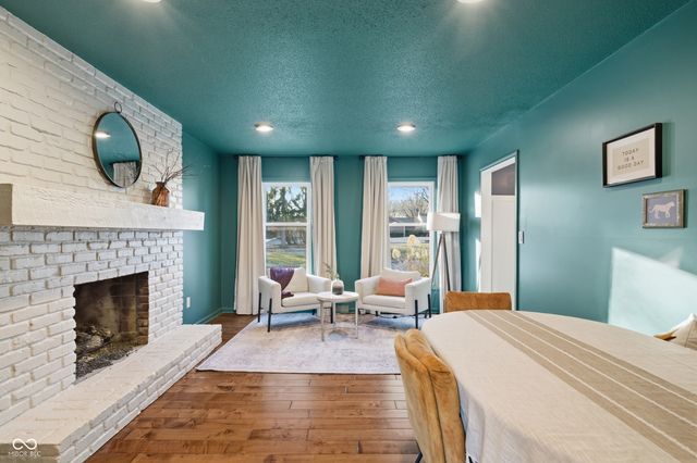 2711 Pomona Court, Indianapolis, IN 46268