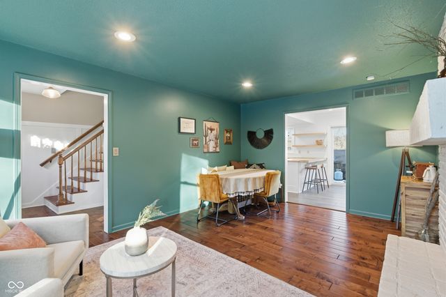 2711 Pomona Court, Indianapolis, IN 46268