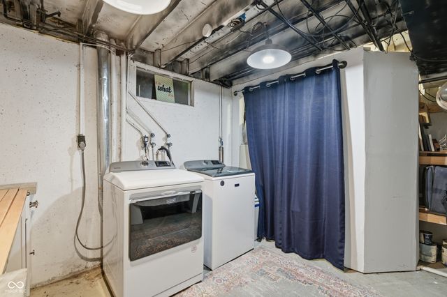 2711 Pomona Court, Indianapolis, IN 46268