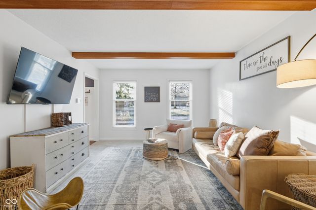 2711 Pomona Court, Indianapolis, IN 46268