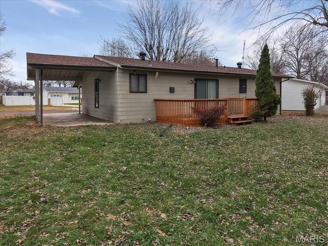 2180 N Pointe Lane, Florissant, MO 63031