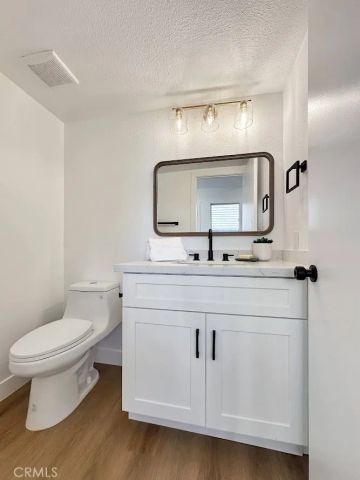 1314 N Spurgeon, Santa Ana, CA 92701