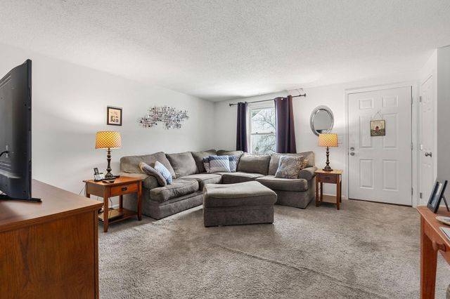 4 Gunstock Ridge, Merrimack, NH 03054