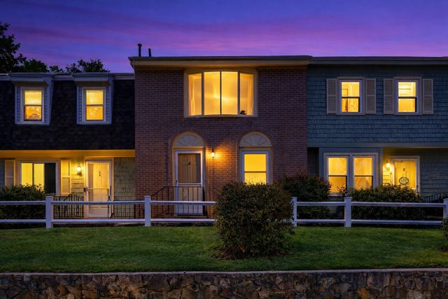 4 Gunstock Ridge, Merrimack, NH 03054