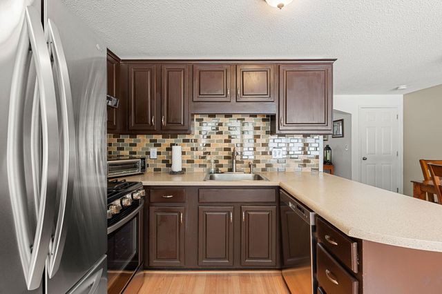 4 Gunstock Ridge, Merrimack, NH 03054