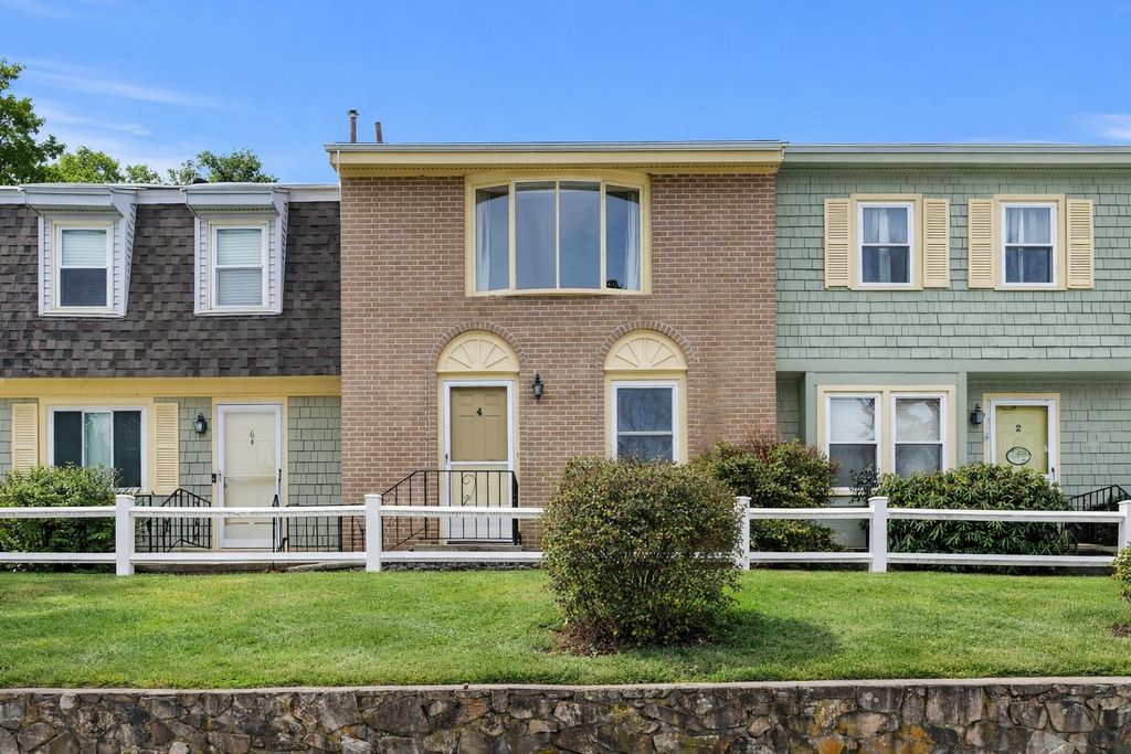 4 Gunstock Ridge, Merrimack, NH 03054