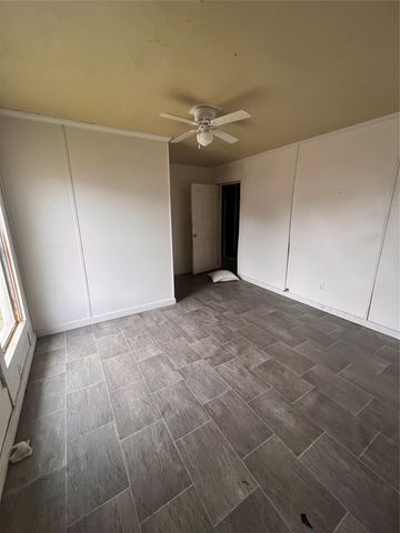 206 3rd Street, Hillsboro, TX 76645