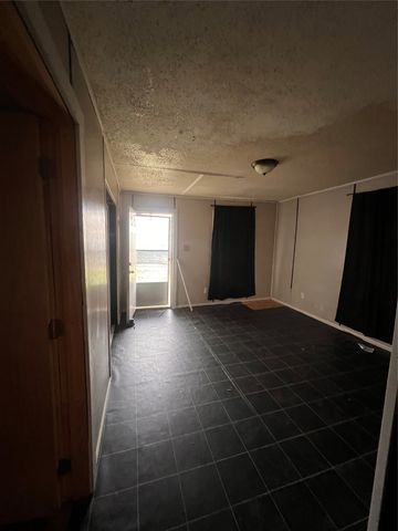 206 3rd Street, Hillsboro, TX 76645