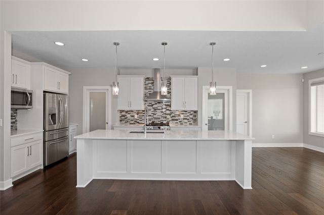 861 82nd Court, West Des Moines, IA 50266