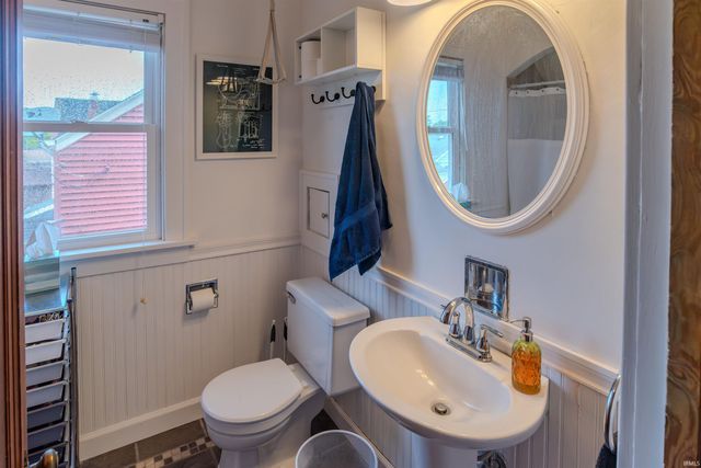 4718 Arlington Avenue, Fort Wayne, IN 46807