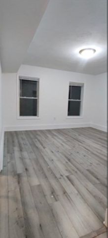 9 Circuit 2, Worcester, MA 01603