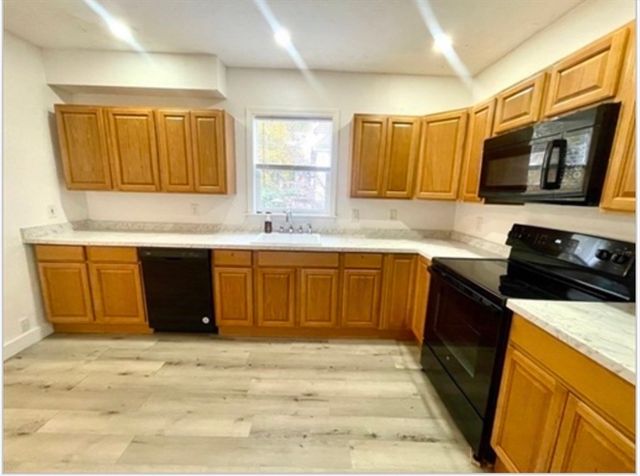 9 Circuit 2, Worcester, MA 01603