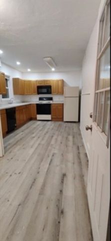 9 Circuit 2, Worcester, MA 01603