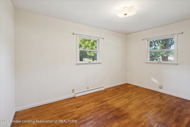 10802 Plains Highway, Eaton Rapids, MI 48827