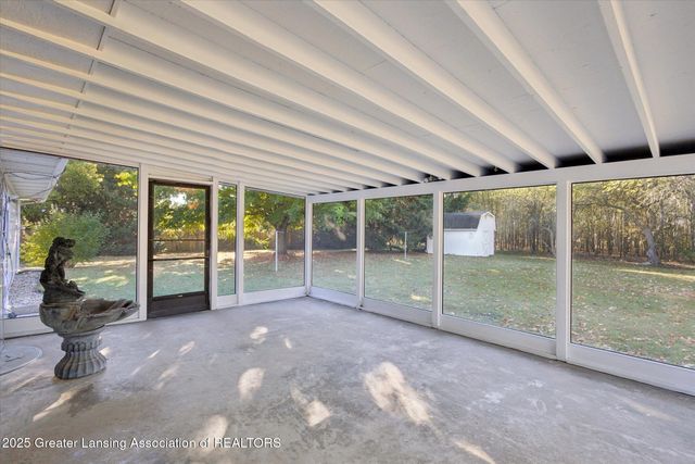 10802 Plains Highway, Eaton Rapids, MI 48827