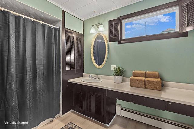 1004 Madison STREET, Lake Geneva, WI 53147